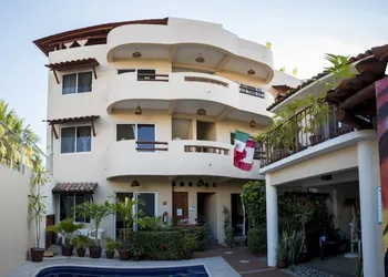Canto del Mar Hotel & Villas hotel thumbnail 3