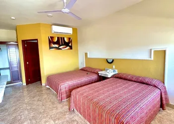 La Palapa hotel familiar hotel thumbnail 3