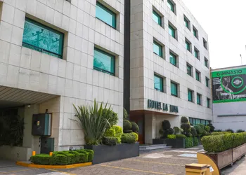 Hotel La Luna hotel thumbnail 3