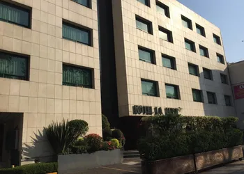 Hotel La Luna hotel thumbnail 4