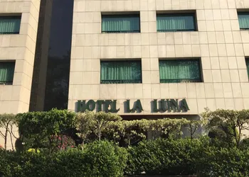 Hotel La Luna hotel thumbnail 5