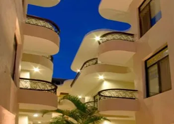 Hotel López Campeche hotel thumbnail 4