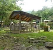 Evening Shade River Lodge and Cabins hotel detail image 7