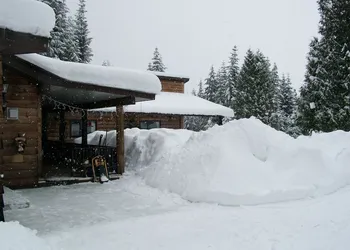 Shames Country Lodge hotel thumbnail 4