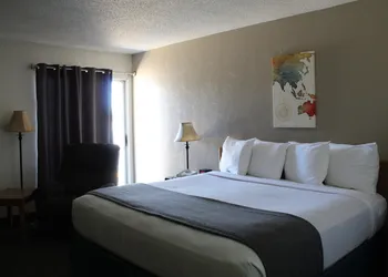 Sundowner Station hotel thumbnail 5