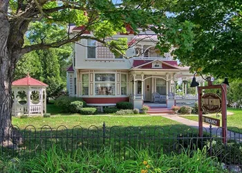 Grand Victorian B&B Inn hotel thumbnail 4
