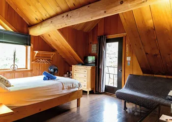 Auberge Couleurs de France hotel thumbnail 3