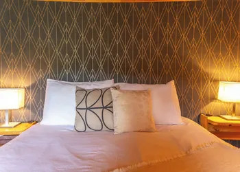 Auberge Couleurs de France hotel thumbnail 4