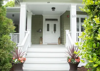 The Ocean Bay House hotel thumbnail 4