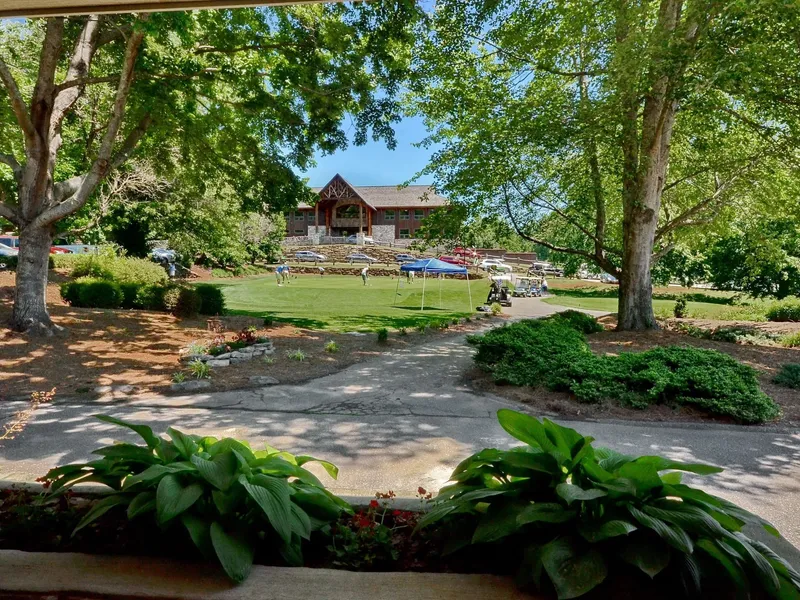 Laurel Ridge Country Club hotel detail image 2