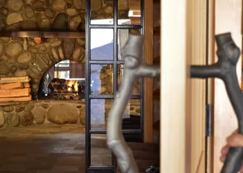Tyax Lodge & Heliskiing hotel thumbnail 4