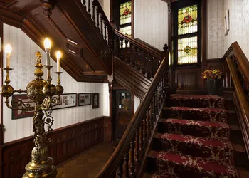 Reynolds Mansion B&B hotel thumbnail 5