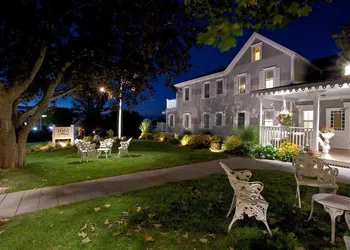 The 1661 Inn hotel thumbnail 6