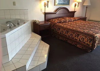 Ashburn Inn & RV Park hotel thumbnail 8