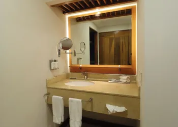 Tiser Hotel hotel thumbnail 7