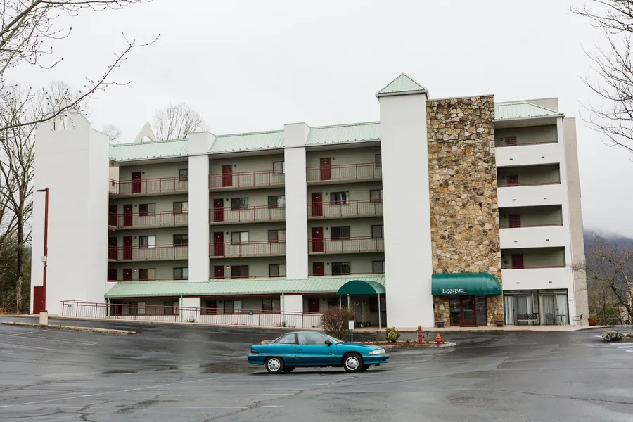 Laurel Inn Condominium hotel detail image 2