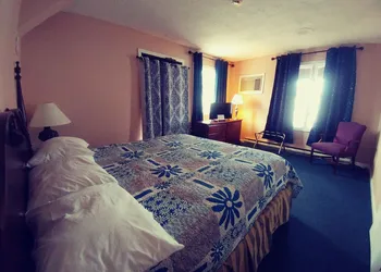 Regal Inn hotel thumbnail 3