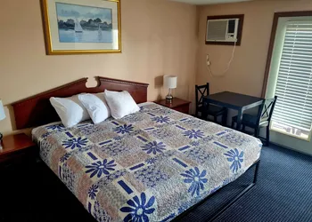 Regal Inn hotel thumbnail 4