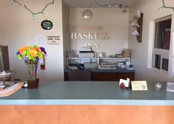 Haskell Inn hotel thumbnail 3