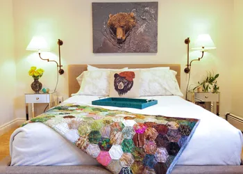 Cranky Crow Bed and Breakfast hotel thumbnail 5