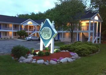 Fontana Village Inn hotel thumbnail 8