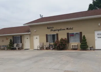 Bybee's Steppingstone Motel hotel thumbnail 2