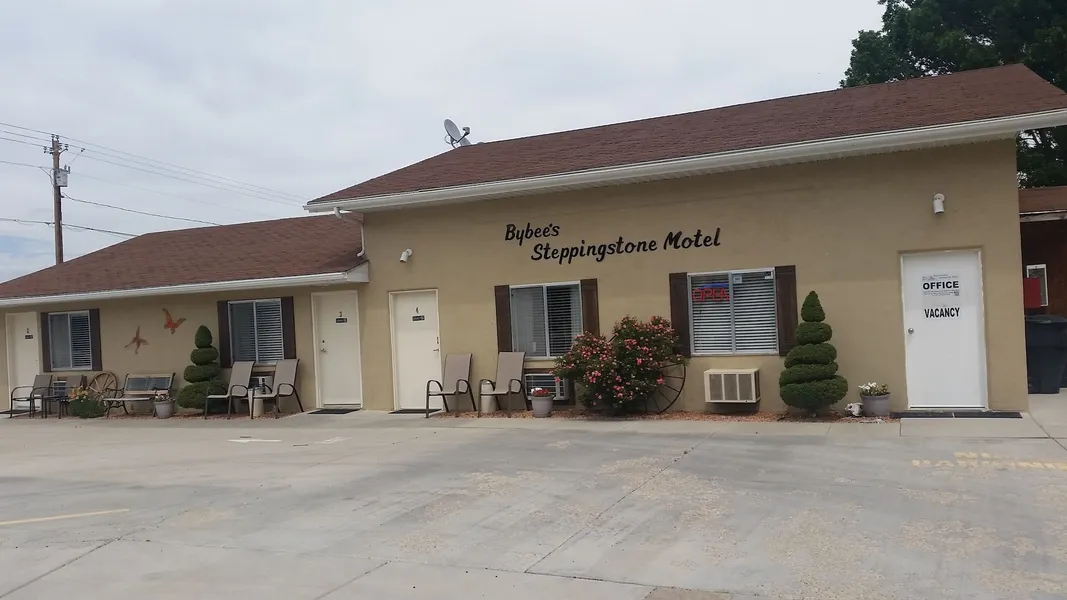 Bybee's Steppingstone Motel hotel detail image 2