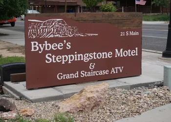 Bybee's Steppingstone Motel hotel thumbnail 5