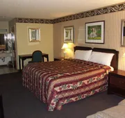 Deerwood Inn and Madison Campground hotel detail image 7