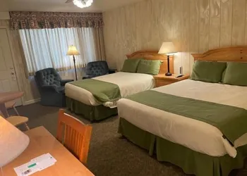 June Lake Motel hotel thumbnail 8