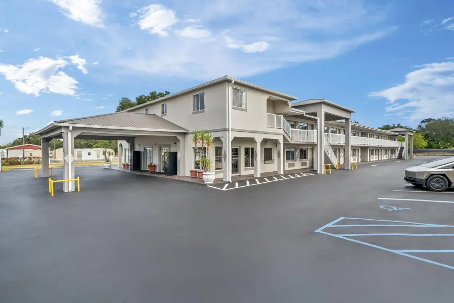 Rodeway Inn Lake Wales - Winter Haven hotel detail image 2