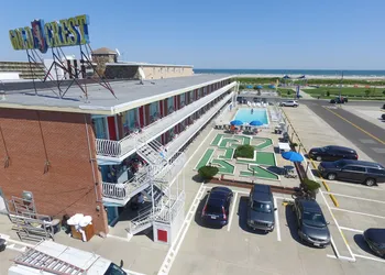 Gold Crest Motel hotel thumbnail 4