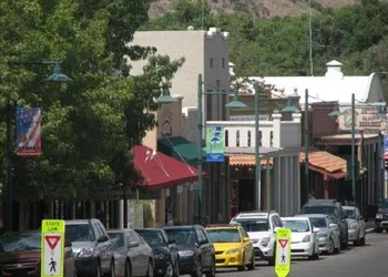 Cottonwood Hotel hotel thumbnail 4