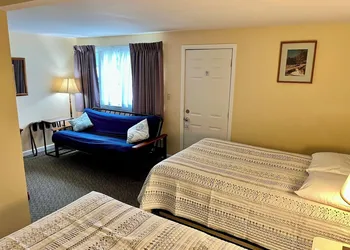 Mt Liberty Cabins and Motel hotel thumbnail 8