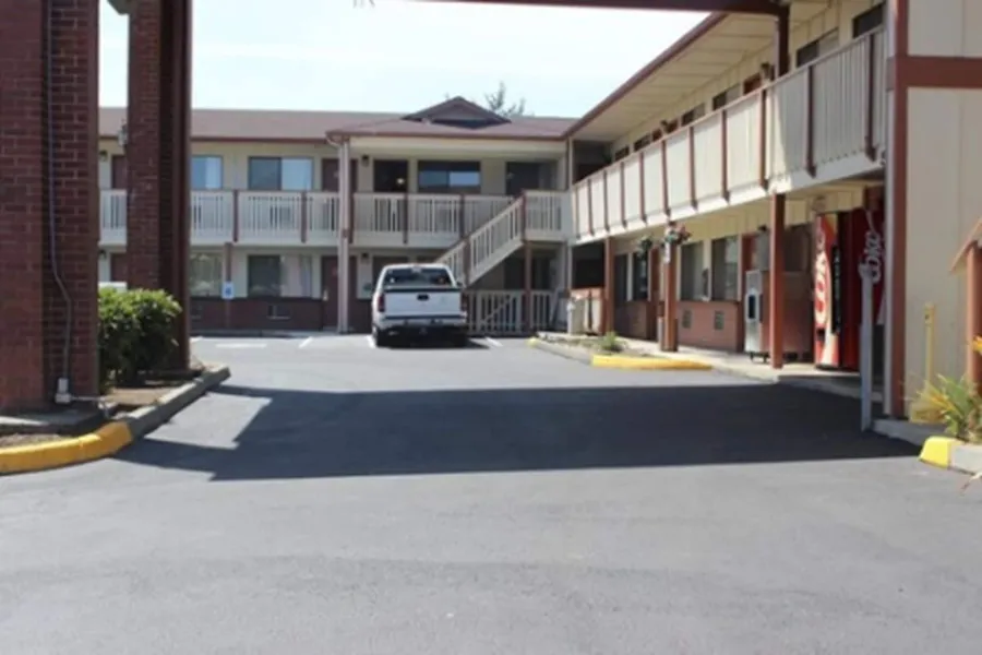 Kings Motor Inn hotel detail image 2