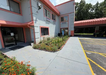 Motel Sun Inn hotel thumbnail 3