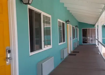 Villa Motel hotel thumbnail 2