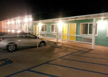 Villa Motel hotel thumbnail 5