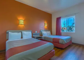Motel 6 Beatty NV - Death Valley hotel thumbnail 2