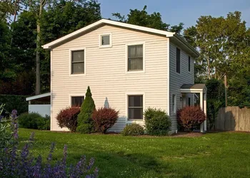 Shelter Island House hotel thumbnail 3