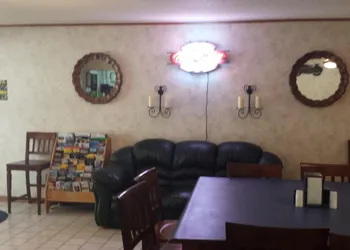 Audrey's Motel hotel thumbnail 4