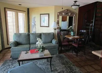 The Driftwood Resort hotel thumbnail 8