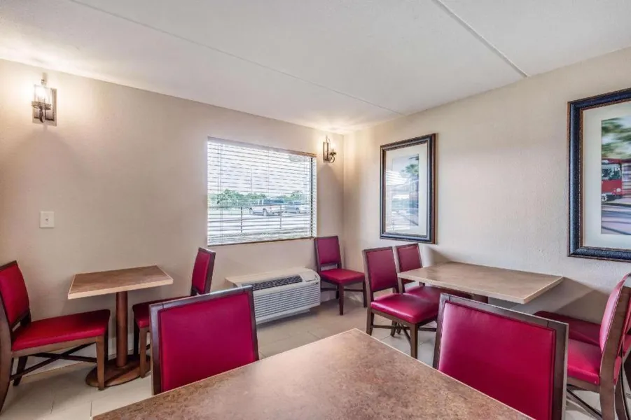 Rodeway Inn & Suites hotel detail image 6