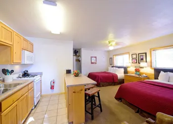 Thunderbird Lodge hotel thumbnail 5