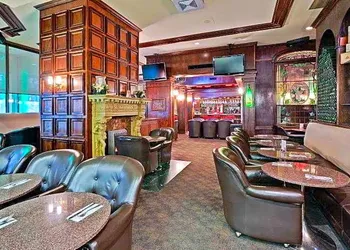 Holiday Inn Montreal Midtown hotel thumbnail 6