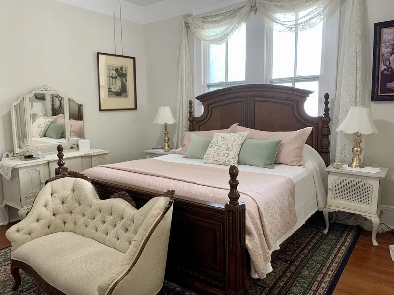 Brackenridge House Bed & Breakfast hotel detail image 2