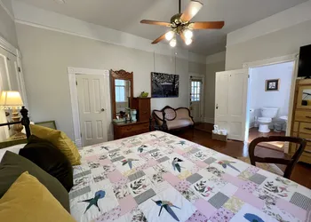 Brackenridge House Bed & Breakfast hotel thumbnail 4