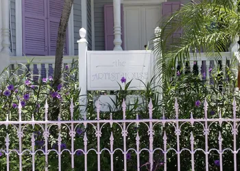 Artist House Key West hotel thumbnail 4