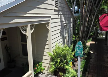 Authors of Key West Guest House hotel thumbnail 5