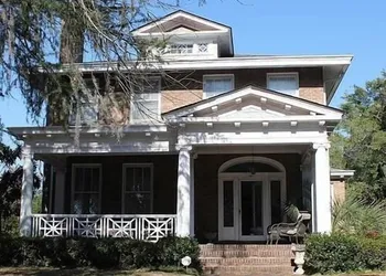 Port City Guest House hotel thumbnail 2